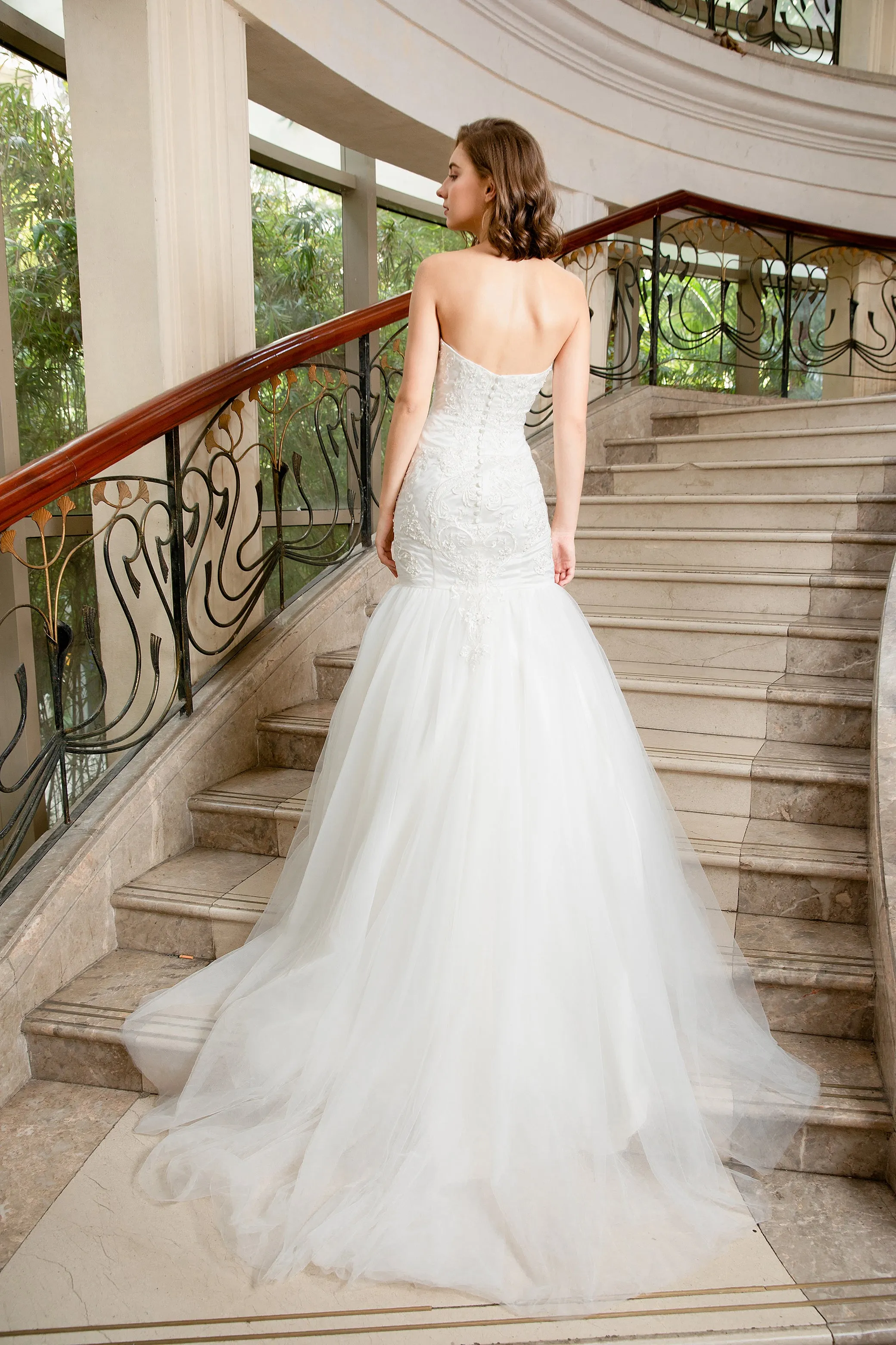 Evelyn - Selena Huan Strapless Abstract Chantilly Lace Mermaid Gown
