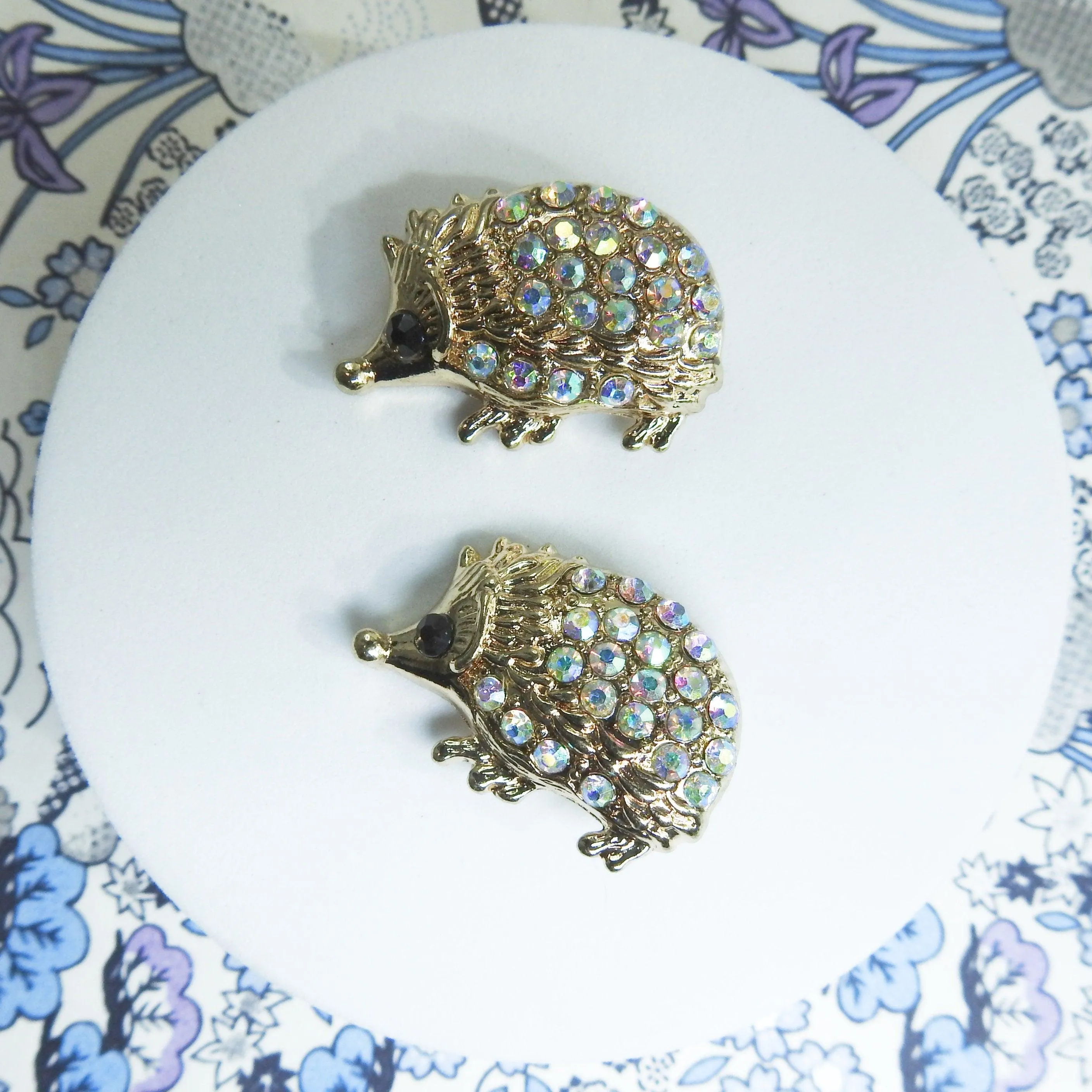 Hedgehog snap buttons with crystals aurora borealis for women's tuxedo rhinestone embellishments or bling shoe clips for sneakers